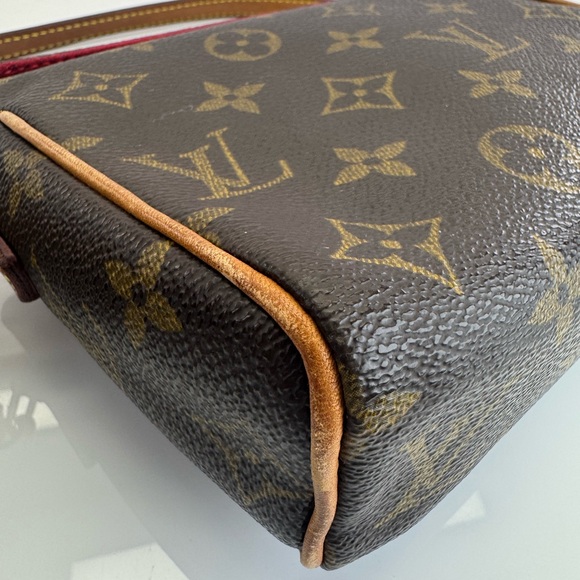Louis Vuitton Monogram Canvas Recital Bag - Picture 9 of 14